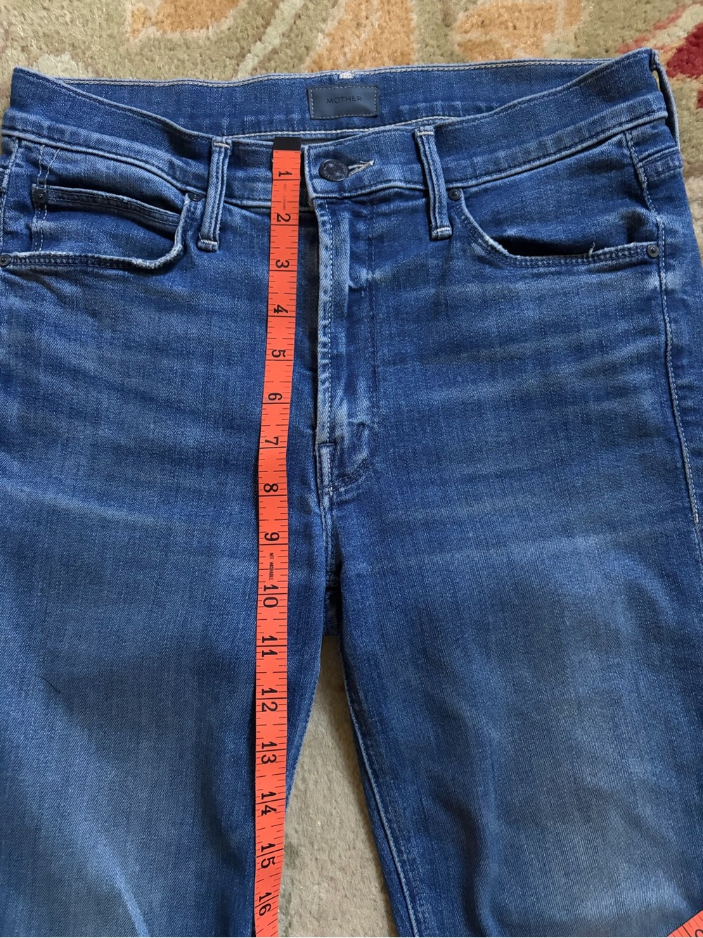 MOTHER The Mid Rise Dazzler Jeans size 28 - Picture 3 of 10
